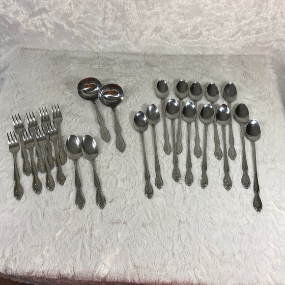Stainless Steel Silverware Monogram "W"  Vintage Custom Craft 25 Pieces - Picture 6 of 10